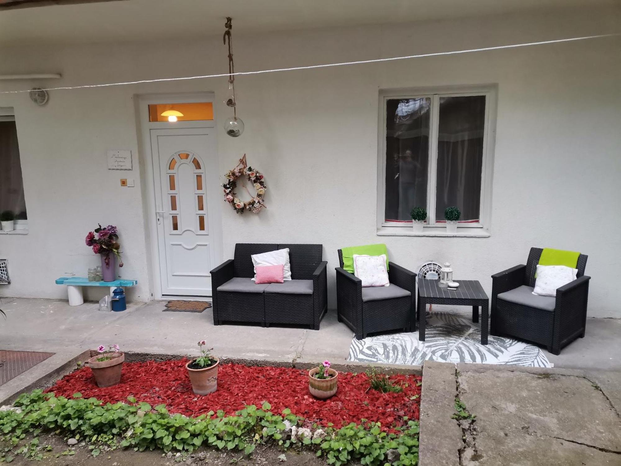 Malomszeg Apartman بيتْش المظهر الخارجي الصورة